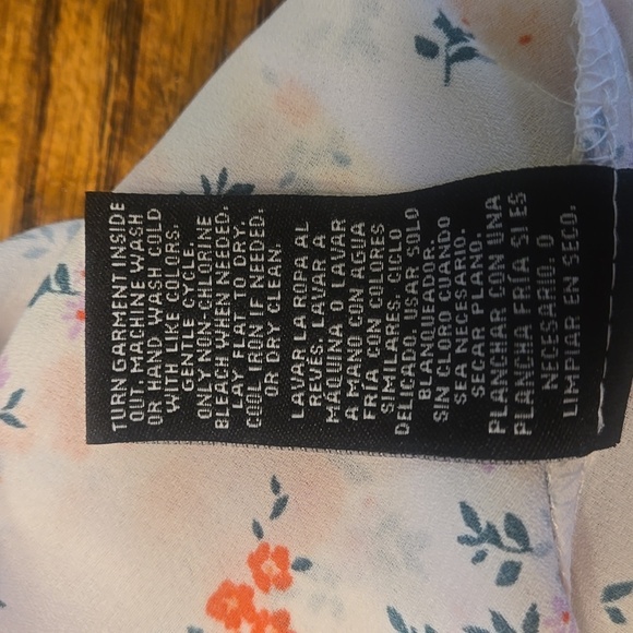 014 ZAC & RACHEL PLUS SIZE BLOUSE - Picture 8 of 8